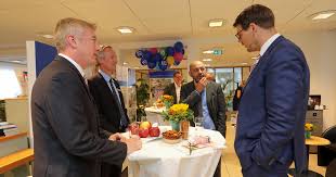 Alter markt 12, 46446 emmerich, germany. Wegberg Deutsche Bank Seit 50 Jahren Vor Ort