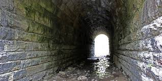 The Screaming Tunnel Niagara: Would You Hike Somewhere Haunted? (Bruce  Trail Hike #3)