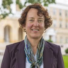 Sandra Goodkind's Instagram, Twitter & Facebook