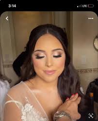 Hi! Looking for recommendations for a wedding makeup artist for my wedding  next October! Thanks for the help😊