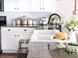 Subway tile backsplash kitchen cost. 7 Diy Kitchen Backsplash Ideas That Are Easy And Inexpensive Epicurious