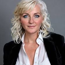 Heather Crain's Instagram, Twitter & Facebook