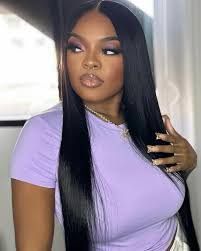 Jackie Bunn's Instagram, Twitter & Facebook