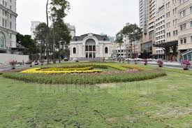 Lắp đặt thí điểm bảng thông tin điện tử tại Công viên Lam Sơn