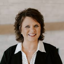 Real Estate Agents in Nebraska & Iowa