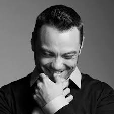 Listen to this is tiziano ferro in full in the spotify app. Tiziano Ferro Tour Dates Concert Tickets Live Streams