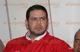 Priístas alzan la mano para representar al partido en Papantla