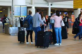 Aeroporto de Faro: 8 milhões de passageiros transportados em 2017 ...