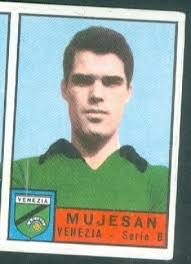 Il Savona del presidente Rebuffa, che giunse dodicesimo nel campionato di  serie C (Gir. A), nella stagione 1971/72. In piedi da sx: Balestrieri,  Catuzzi, Rossi, Governato, Capra, Merciai; acc. sx: Vivarelli, Marcolini,