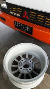 Untuk cara mengukurnya mulai titik tengah pelek ditarik lurus. Jual Velg R13 Pcd 114 Lobang 4 Cocok Untuk Jetstar Carry Futura T120ss Kijang Xenia Avanza Di Lapak Identic Jetstar Bukalapak