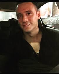 Lo único imposible es aquello que no intentas… ~No te rindas el comienzo  siempre es lo más difícil. ~mi objetivo es hacer una vida de la que no  anhele vacaciones. ~Es hora