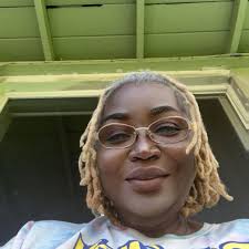 Happy heavenly birthday Mom. I miss you everyday. 🎶❤️🎶 From left: me,  Betty (Gene Betty Hopkins), Peggy Sue Wright,Loretta Lynn, Mom, Jay Lee.