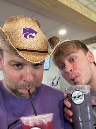 Due​ to​ my​ late​ arrive, I​ only​ got​ 3​ photos​ of​ the​ red​ &​ black​  army.