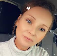 The great debate: Round or square/rectangular roosting bars?