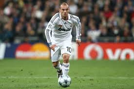 Former football player ajax, real, inter, galatasaray, ogc nice & al gharafa. Sneijder Erzahlt Von Real Zeit Die Wodkaflasche War Mein Bester Freund Gmx Ch