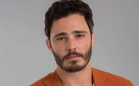 Thiago rodrigues was born on september 1, 1980 in rio de janeiro, brazil as thiago corrêa lima de azevedo rodrigues. Thiago Rodrigues Ganha Fama De Antipatico Nos Bastidores Da Record Tv Afirma Colunista Super Radio Tupi