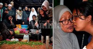 Sepanjang terbabit sebagai anak seni, beliau turut aktif bekerja dalam beberapa cabang hiburan termasuk nyanyian, pengarahan dan dunia penyiaran. Al Fatihah Kuatnya Hati Isteri Pitt Hanif Tabahnya Ibu Fauziah Nawi Mingguan Wanita