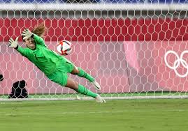 Usa's julie ertz, left, is knocked in the face by team canada forward jordyn huitema in the second half of the women's soccer semifinal. Johwrnjhjc Grm