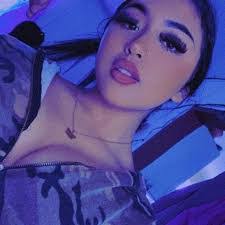 Arely Serrano's Instagram, Twitter & Facebook