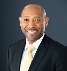 Tony Washington '01, M'05 of Charlotte named to Alumni Association Board