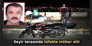 Kepez'de açık havada nostaljik sinema keyfi kepez belediyesi, sinemaseverleri türk sinemasının unutulmaz filmleriyle buluşturuyor. Seyir Terasinda Tufekle Intihar Etti Kepez Haber Antalya Nin En Guncel Ve Tarafsiz Haber Merkezi