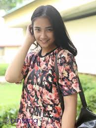 Ask anything you want to learn about dinda kirana by getting answers on askfm. Ulasan Aku Jatuh Cinta Bersandingnya Eza Gionino Dinda Kirana Showbiz Liputan6 Com