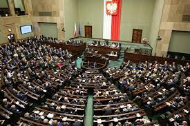 Galeria jest jeszcze niedokończona (warto powtórzyć sesję na wiosnę, gdy światło będzie fajniejsze i kolory żywsze). 16 Posiedzenie Sejmu Drugi Dzien Obrad