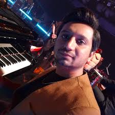 Aamir Barolia (@aamir.barolia) • Instagram photos and videos