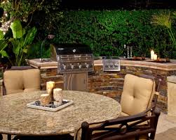 outdoor kitchen