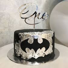 Epingle Par Allocakes Sur Cake Design Gateau Marvel Gateau Batman Beau Gateau