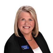 Deborah Sefcik's Instagram, Twitter & Facebook