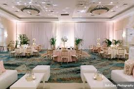 A lifetime of romance begins with the perfect day at hawks cay resort reach out directly via weddings@hawkscay.com, and after just one conversation with our expert planner, you'll know exactly what we mean. Hawks Cay Resort Venue Marathon Fl Weddingwire