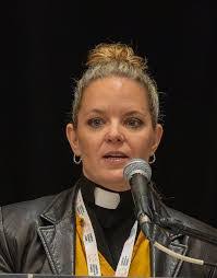 Kerri Brennan's Instagram, Twitter & Facebook