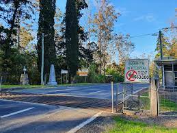 External links to maps (queensland department of agriculture and fisheries) File B91 Qld Border Checkpoint Jpg Wikimedia Commons