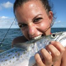 Laura Zerra (@LauraZerra)