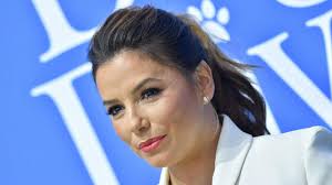 Santi, el hijo de Eva Longoria, cumplió 4 meses y está más lindo que nunca  (FOTOS)