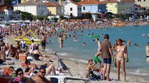 Maybe you would like to learn more about one of these? Ingiliz Turistlerden Rezervasyon Patlamasi Turkiye Ve Yunanistan Basi Cekiyor Son Dakika Dunya Haberleri