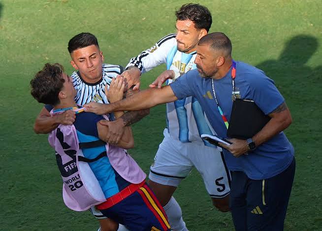 Fifa abre investiga&ccedil;&atilde;o contra a Argentina ap&oacute;s confus&atilde;o na final da Copa &ndash; R7 Esportes