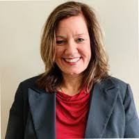 Ellen Lawlor's Instagram, Twitter & Facebook