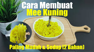 Saya menambahkan kunyit bubuk untuk mendapatkan warnanya. Cara Membuat Mee Kuning Paling Mudah 2 Bahan Easy Homemade Noodle Recipe 2 Ingredients Youtube
