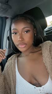 Raven with that booty ❤😍