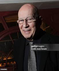 1.015 fotos e imagens de alta resolução de George Lois;