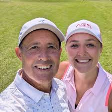 elanora.country.club is always a good day out, but we know when we get  there, that it'll be tough. The course is always in great condition, greens  today probably at 11. Sometimes they