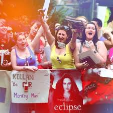 Aro, caius, marcus, sulpicia, and athenodora, along with a bunch of followers, including a subgroup known as the volturi guard, of which jane. Twilight News Tips Guides Glamour