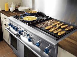 wolf capital thermador and bluestar all manufacture a 60 inch pro range but which is better we rate featu cuisine restaurant cuisine exterieure cuisine loft