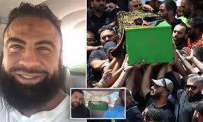 The undertaker takes over stone cold's lockeroom (all segments). Greenacre Muslim Undertaker Praises Supportive Community Daily Mail Online