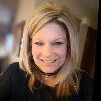 Denise Bragg's Instagram, Twitter & Facebook