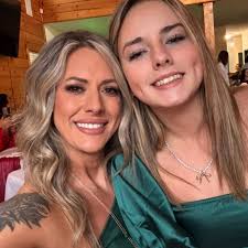 The difference between showing up every day and just getting by.... Why are  you in the business? Comment below! Click here to join my FREE group for  more Real Estate Tips &