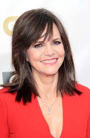 30 Best Medium Hairstyles For Women Over 60 In 2021 Over 60 Hairstyles Medium Hair Styles Medium Length Hair Styles