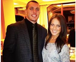 The two were engaged until marawa confirmed their split on social media in 2017 before they walked down the aisle. What To Know About Harrison Smith His Girlfriend Nfl Salary